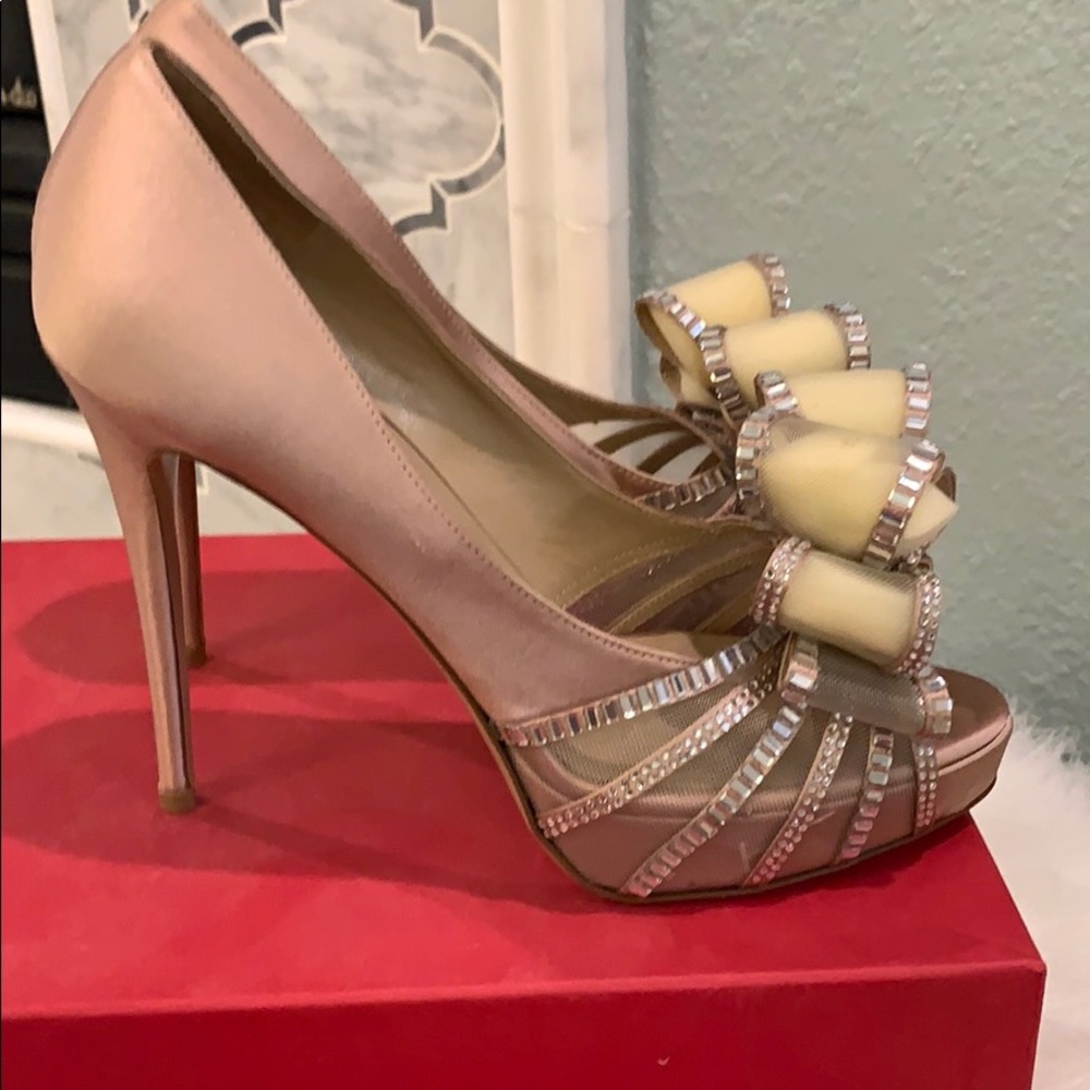 Valentino Jeweled Bow Sandals Blush Pink - Picture 5 of 7